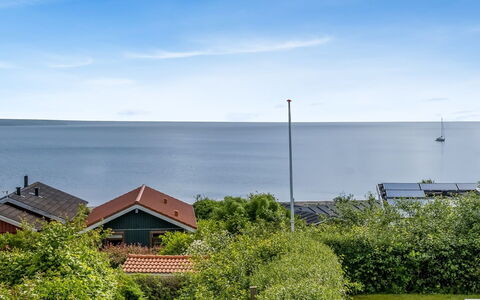 Tofan - 75M from the Sea: Blauw, Verblijf, Huis, Huis, Boerderij, Landgoed, Siding