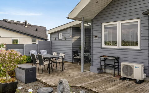 Tofan - 75M from the Sea: Blauw, Verblijf, Huis, Huis, Boerderij, Landgoed, Siding