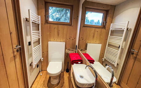 Tiny House Cottage Herbert: Flooring, Verdieping, Hout, Interieur Ontwerp, Kamer, Houten Vloer, Beits, Hardwood, Plafond, Meubilair