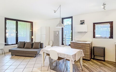 Pinzolo 205: Interieur Ontwerp, Meubilair, Flooring, Verdieping, Plafond, Tafel, Verlichting, Kamer, Appartement, Woonkamer