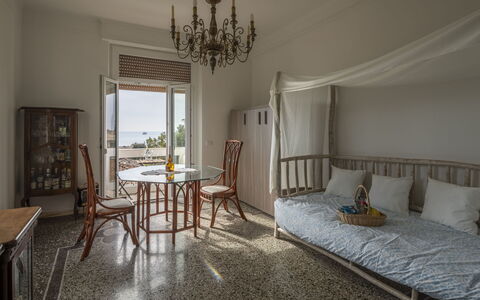 Focaincontromano Seaview, Genova: Meubilair, Interieur Ontwerp, Verdieping, Flooring, Verlichting, Plafond, Kamer, Slaapkamer, Appartement, Bed