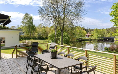 Villa Anja: Meubilair, Tafel, Buitenmeubels, Stoel, Buitentafel, Keuken En Eettafel, Dek, Hardwood, Meer, Tuin