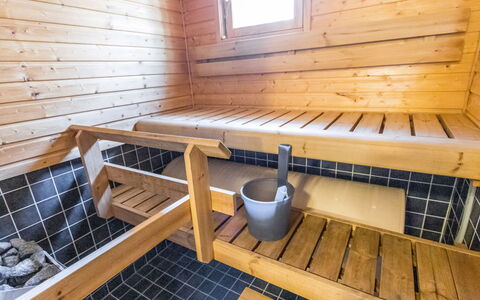 Ylläs Eeli C 4: Meubilair, Stoel, Buitenmeubels, Tafel, Hout, Buitentafel, Keuken En Eettafel, Schaduw, Tuin, Paraplu