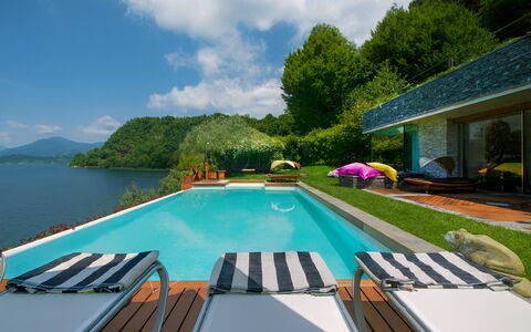 Isa Villa: Zwembad, Kust En Oceanic Landvormen, Toevlucht, Meer, Kust, Tropen, Eco Hotel, Geluid, Reservoir