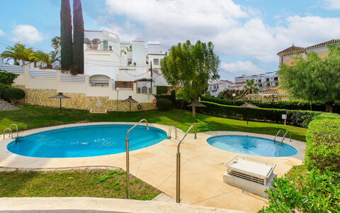 Valparaiso: Woongebied, Zwembad, Huis, Landgoed, Appartement, Toevlucht, Herenhuis, Tuin, Landscaping, Condominium