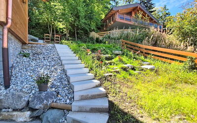 Nendaz 288: Struik, Tuin,  Felsen\, Trap, Groundcover, Verblijf, Landscaping, Gang, Werf, Backyard
