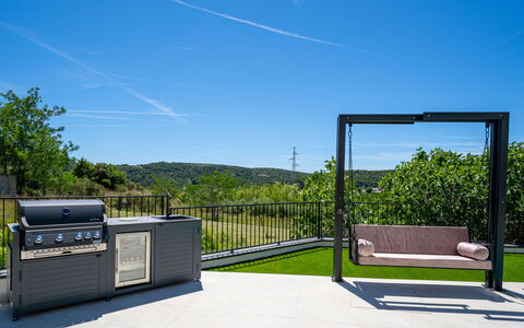 Loparia: Meubilair, Buitenmeubels, Tuin, Schaduw, Dek, Patio, Landscaping, Stoel, Backyard, Werf