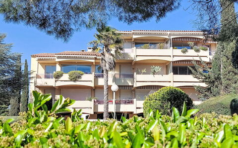 Les Jardins du Soleil: Appartement, Balkon, Hacienda, Hotel, Schaduw, Toevlucht, Villa, Herenhuis, Eco Hotel