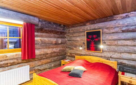 Äkästupa: Hout, Plafond, Blokhut, Beits, Slaapkamer, Hardwood, Bed, Verblijf, Houten Vloer, Bedding