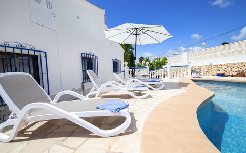 Irene: Woongebied, Appartement, Condominium, Toevlucht, Landgoed, Landscaping, Park, Hotel, Villa, Badplaats