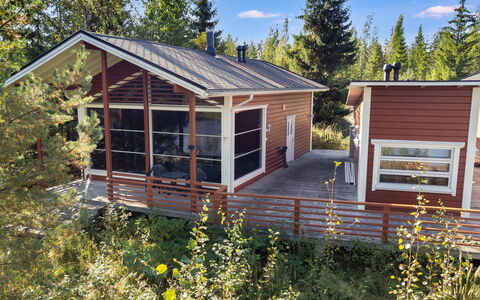 Tiirinniemi 27 a: Hout, Architectuur, Huis, Verblijf, Huis, Veranda, Siding, Deur, Blokhut, Garden Gebouwen