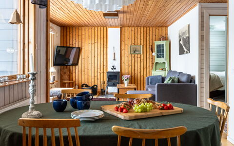 Solgläntan: Meubilair, Interieur Ontwerp, Flooring, Hout, Plafond, Lichte Inrichting, Stoel, Tafel, Verdieping, Eetkamer