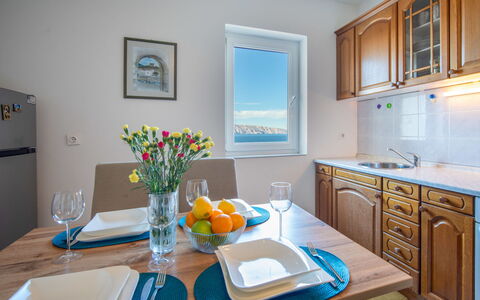 Sea&Mount 1: Meubilair, Buitenmeubels, Tafel, Stoel, Buitentafel, Tuin, Keuken En Eettafel, Patio, Restaurant, Bloempot
