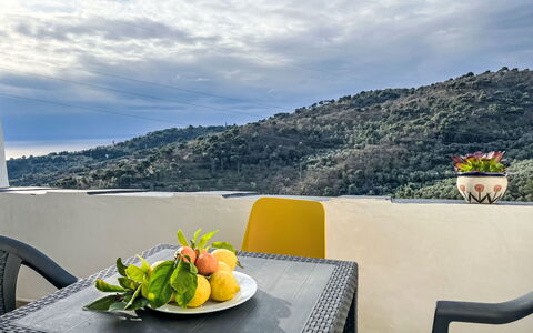 Cà Ninin de Bernà: Meubilair, Buitenmeubels, Tafel, Stoel, Buitentafel, Tuin, Keuken En Eettafel, Patio, Restaurant, Bloempot