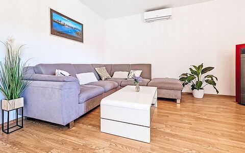 Paz: Meubilair, Interieur Ontwerp, Flooring, Verdieping, Houten Vloer, Bankstel, Hout, Woonkamer, Laminaatvloer, Kamer