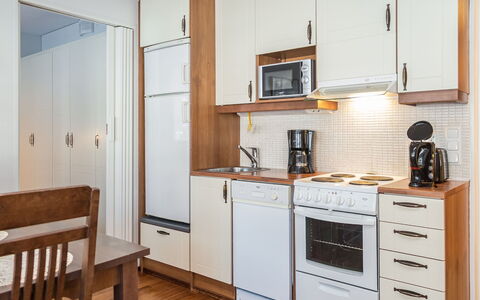Point Vale 2 As 2: Meubilair, Flooring, Cabinetry, Major Appliance, Interieur Ontwerp, Hout, Keuken, Toestel Van De Keuken, Countertop, Verdieping