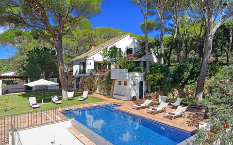 Villa Cassiopea: Woongebied, Zwembad, Huis, Huis, Toevlucht, Landgoed, Villa, Hacienda, Eco Hotel, Herenhuis