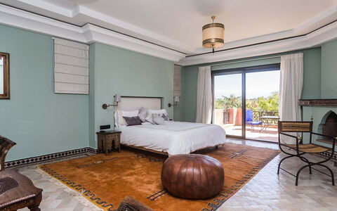 Villa Annarosa: Meubilair, Interieur Ontwerp, Verdieping, Flooring, Toevlucht, Zwembad, Hotel, Villa, Eco Hotel, Stoel