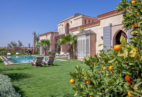 Villa Orange Trees: Zwembad, Toevlucht, Landgoed, Hacienda, Herenhuis, Binnenplaats, Thermae, Villa, Eco Hotel, Tuin