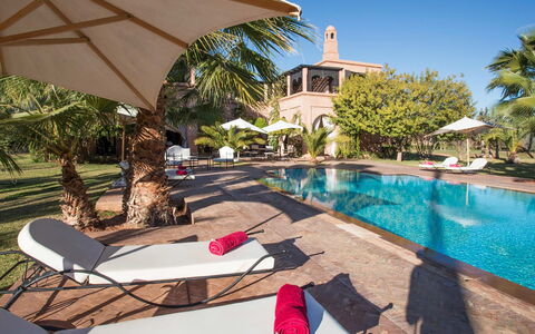 Dar Maril: Boom, Zwembad, Toevlucht, Buitenmeubels, Paraplu, Landgoed, Hacienda, Eco Hotel, Villa