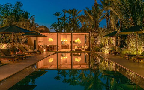 Dar Sun: Zwembad, Toevlucht, Buitenmeubels, Eco Hotel, Hacienda, Reflectie, Schaduw, Ligstoel, Landgoed