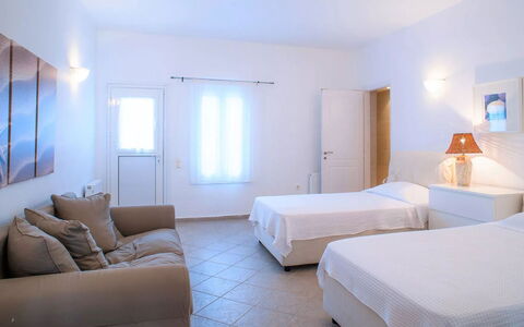 Casa le Rose: Meubilair, Interieur Ontwerp, Verdieping, Plafond, Flooring, Appartement, Huis, Stoel, Bed, Slaapkamer