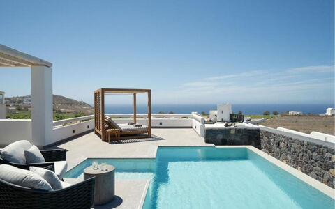 Villa Akrotiri: Flooring, Verdieping, Interieur Ontwerp, Plafond, Appartement, Zwembad, Toevlucht, Schaduw, Ontwerp