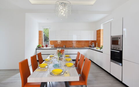 Villa del Cantone: Meubilair, Interieur Ontwerp, Flooring, Stoel, Keuken, Hout, Verdieping, Tafel, Keuken En Eettafel, Huis