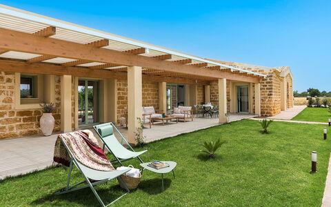 Villa Clemente: Huis, Landgoed, Schaduw, Tuin, Gazon, Landscaping, Boerderij, Werf, Villa, Binnenplaats