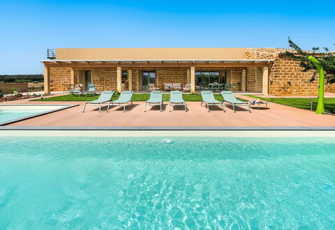 Villa Clemente: Zwembad, Toevlucht, Hotel, Villa, Binnenplaats