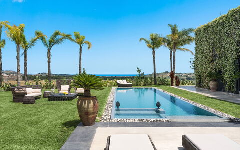 Villa Monica: Toevlucht, Zwembad, Eco Hotel, Vrije Tijd, Tuin, Landscaping, Landgoed, Hacienda, Villa