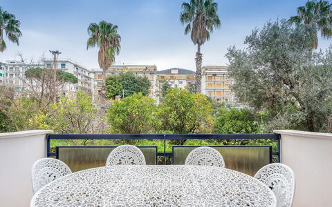 Casa Lucio: Stoel, Balkon, Schaduw, Eco Hotel, Toevlucht, Buitenmeubels, Villa, Hotel, Keuken En Eettafel