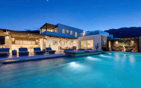 Villa Mitos: Blauw, Zwembad, Toevlucht, Eco Hotel, Landgoed, Thermae, Hotel, Villa, Badplaats, Herenhuis