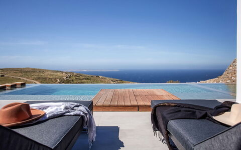 Villa Chimera: Meubilair, Buitenmeubels, Zee, Stoel, Hardwood, Chaise Longue, Houten Vloer, Bankstel, Toevlucht