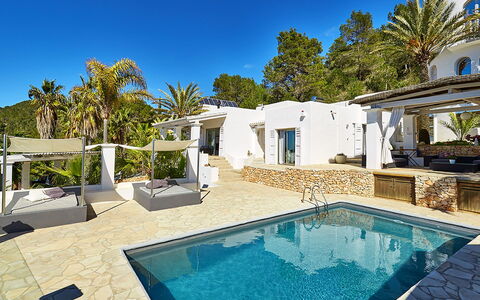 Villa Ariel: Toevlucht, Zwembad, Schaduw, Eco Hotel, Vrije Tijd, Tropen, Landgoed, Buitenmeubels, Hotel