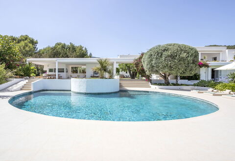 Can Las Palmas: Zwembad, Toevlucht, Landgoed, Tuin, Landscaping, Schaduw, Villa, Herenhuis, Eco Hotel, Waterpartij