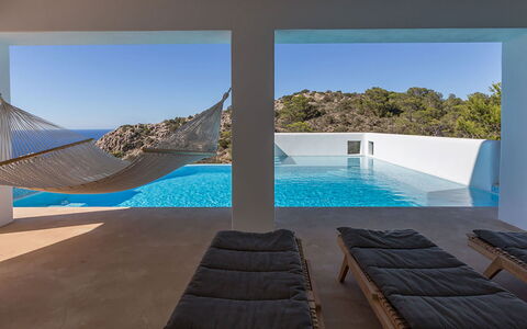Can Lorenzo: Blauw, Zwembad, Samengesteld Materiaal, Toevlucht, Schaduw, Tropen, Hotel, Eco Hotel, Villa
