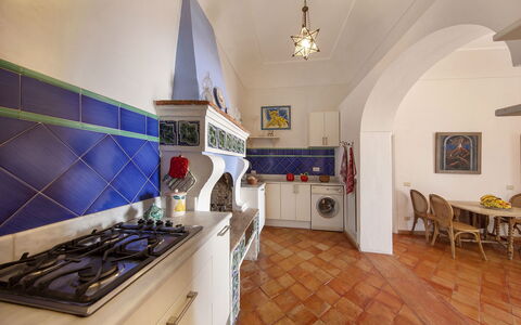 Casa Angels: Flooring, Interieur Ontwerp, Verdieping, Plafond, Keuken, Tegel, Meubilair, Kamer, Countertop