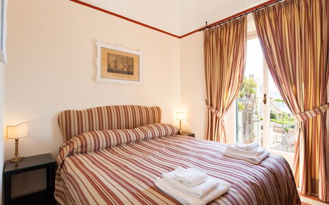 Casa Bellevue: Meubilair, Slaapkamer, Appartement, Bedding, Bed, Laken, Linens, Bed Frame, Raambekleding, Venster Behandeling