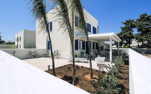 Casa Riccio: Woongebied, Huis, Samengesteld Materiaal, Appartement, Schaduw, Landgoed, Beton, Villa, Balkon
