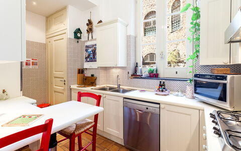 Casa Rossella: Keuken, Toestel Van De Keuken, Major Appliance, Interieur Ontwerp, Flooring, Countertop, Meubilair, Cabinetry, Verdieping, Kamer