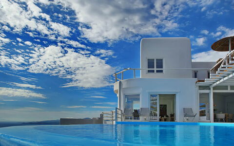 Fanaria Villa: Blauw, Zwembad, Balkon, Toevlucht, Appartement, Villa, Hotel, Landgoed, Herenhuis, Eco Hotel