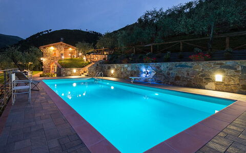 Il Podere: Blauw, Zwembad, Toevlucht, Waterpartij, Eco Hotel, Badplaats, Hotel, Thermae, Villa, Reflecting Pool