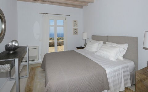 Krystalo: Meubilair, Bed, Slaapkamer, Interieur Ontwerp, Bedding, Laken, Verdieping, Linens, Huis, Flooring