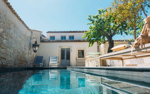 Villa Acreide: Zwembad, Hotel