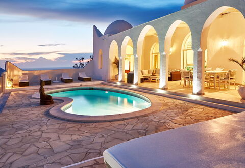 Villa Aldebaran: Blauw, Koepel, Zwembad, Toevlucht, Villa, Buitenmeubels, Eco Hotel, Koepel, Hotel