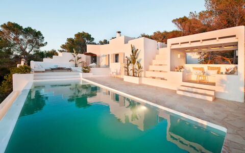Villa Arenas: Huis, Deur, Landgoed, Zwembad, Villa, Trap, Landscaping, Toevlucht, Eco Hotel, Herenhuis