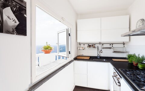 Casa Mariavittoria: Keuken, Major Appliance, Flooring, Toestel Van De Keuken, Interieur Ontwerp, Countertop, Meubilair, Verdieping, Huis, Appartement