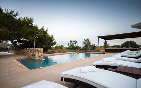 Finca Tonia: Zwembad, Ligstoel, Buitenmeubels, Toevlucht, Chaise Longue, Hotel, Eco Hotel, Villa