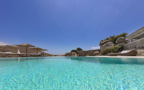 Villa Cassandra: Blauw, Water, Zwembad, Toevlucht, Kust En Oceanic Landvormen, Kust, Zee, Tropen, Kust, Headland